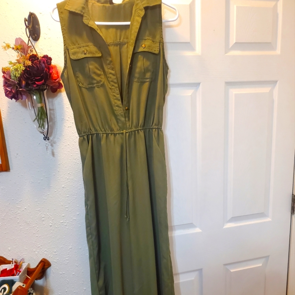 Army Green Long Legged Pocketed Jumpsuit